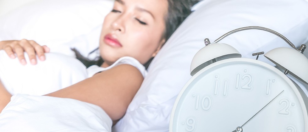 5 efectos negativos de despertarse por la tarde