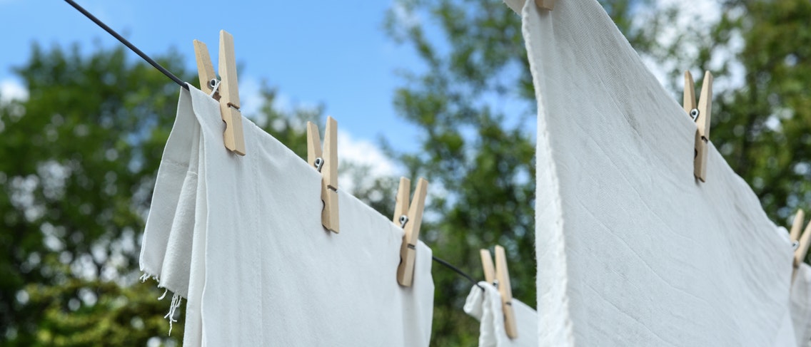 Tvättmaskiner deltar i att fastställa snabba skadade kläder