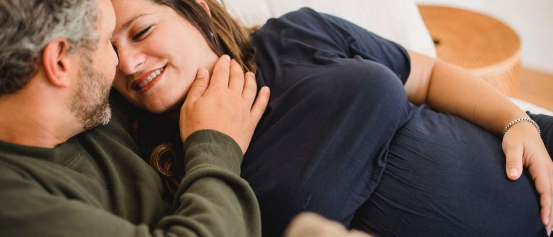 Se recomiendan razones para tener relaciones sexuales durante el embarazo