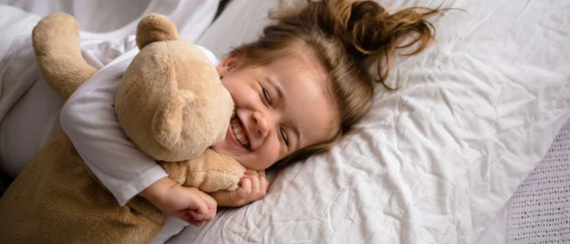 Waarom zijn kinderen bang om alleen te slapen?