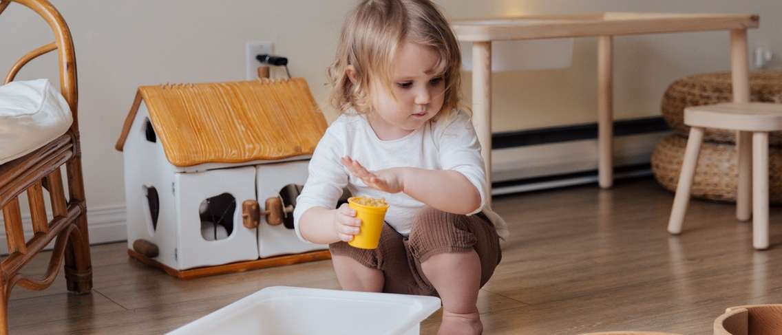 Moeders, let op deze 9 huishoudelijke artikelen die gevaarlijk zijn voor kinderen!