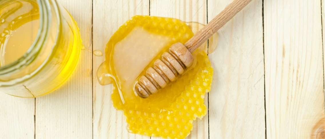 7 voordelen van honing voor kinderen ouder dan 1 jaar